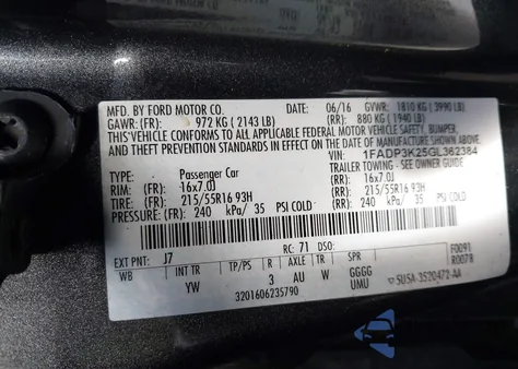 2016 Ford Focus Se z USA, uszkodzony, nr VIN 1FADP3K25GL362384